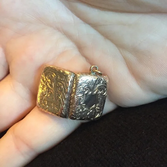 1900 Victorian Rose Gold Locket JM England - Picture 5 of 10